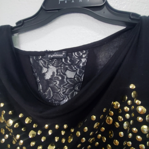 "Stylish Black T-Shirt with‎ Gold Studs Detail For Woman M Size - Picture 3 of 7